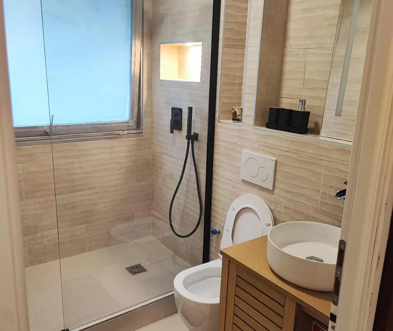 Appartement Moderne Champs-Elysees Párizs Apartman